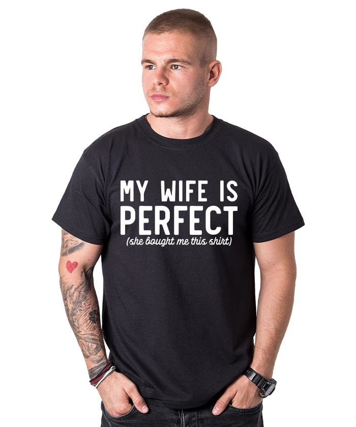 mujka-cherna-teniska-my-wife-is-perfect