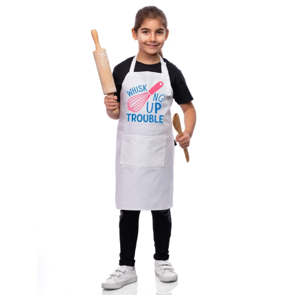 bqla-detska-gotvarska-prestilka-whisking-up-troubles