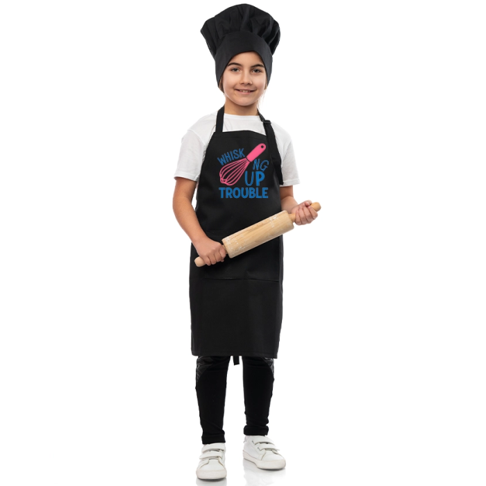 cherna-detska-gotvarska-prestilka-whisking-up-trouble-cooltee